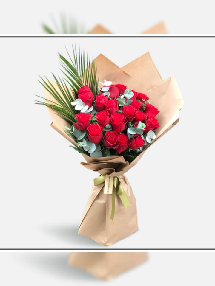Strong Love 21 Kırmızı Gül Buketi